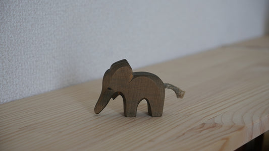 Ostheimer ゾウ　子