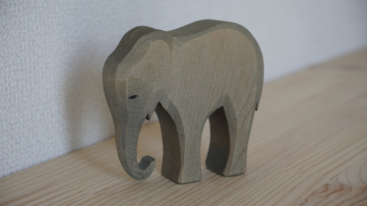 ostheimer  メスのゾウ